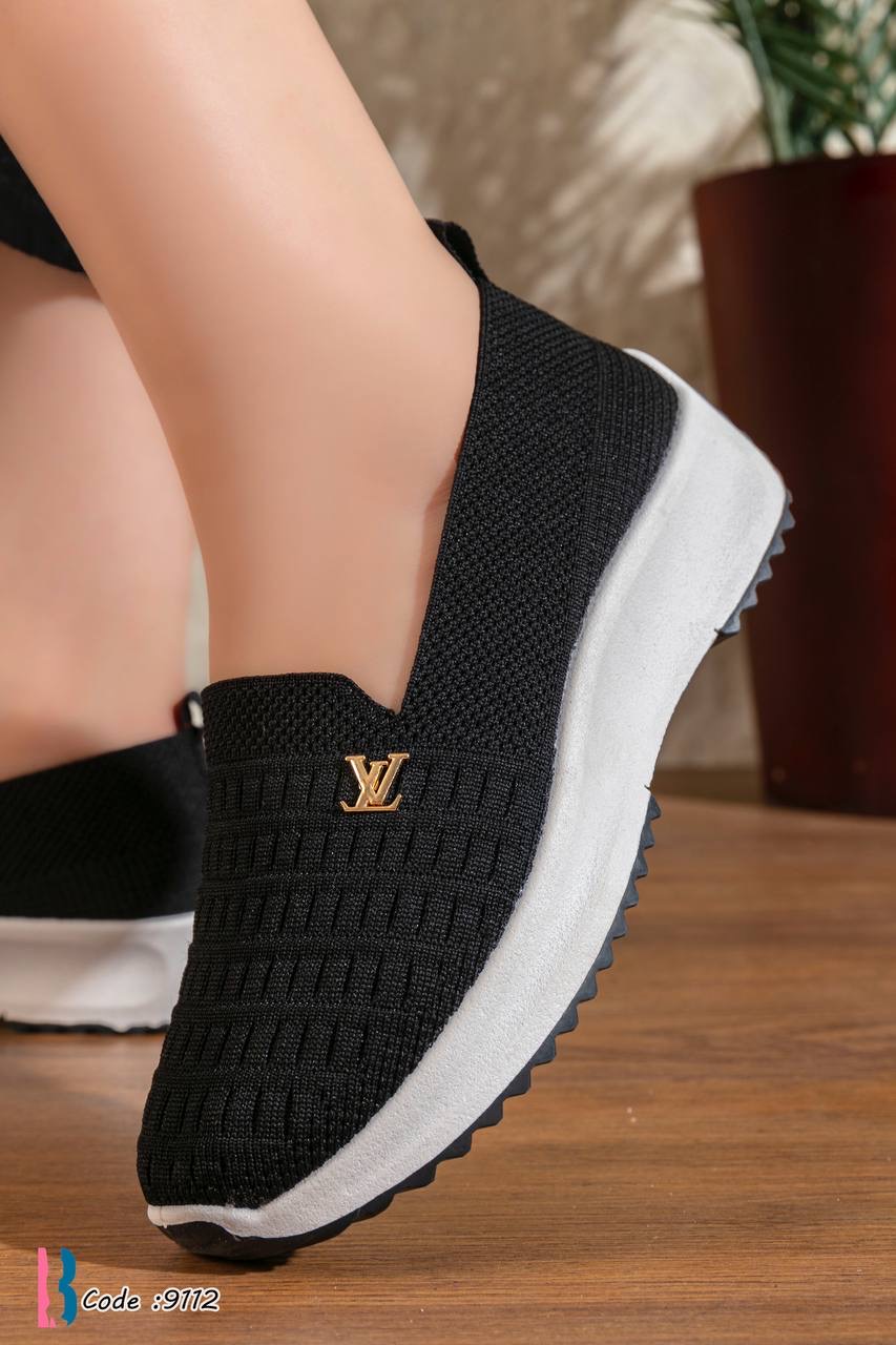 /public/uploads/photos/shares/Suzy shoes/IMG_4046.jpeg